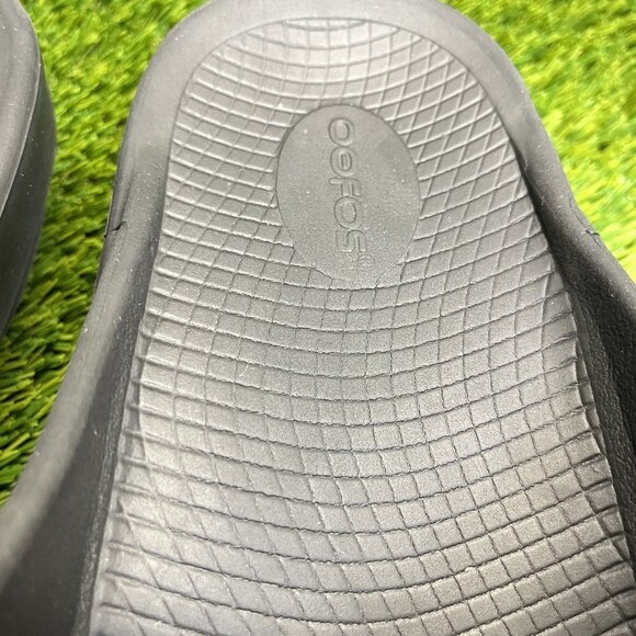 Oofos OOahh Mens Size 13 Black Walking Outdoor Sport Recovery Slide Sandals main image 4